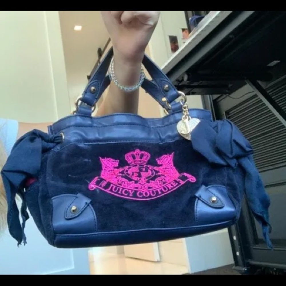 ISO. Juicy couture